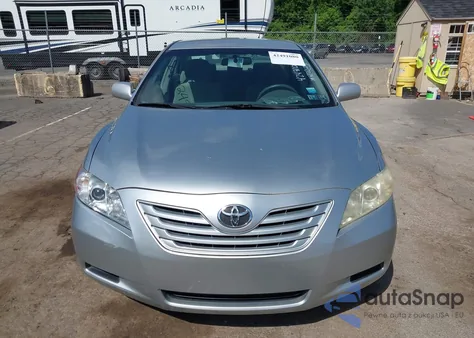 2007 Toyota Camry Ce/Le/Xle/Se z USA, uszkodzony, nr VIN 4T1BE46K27U156078